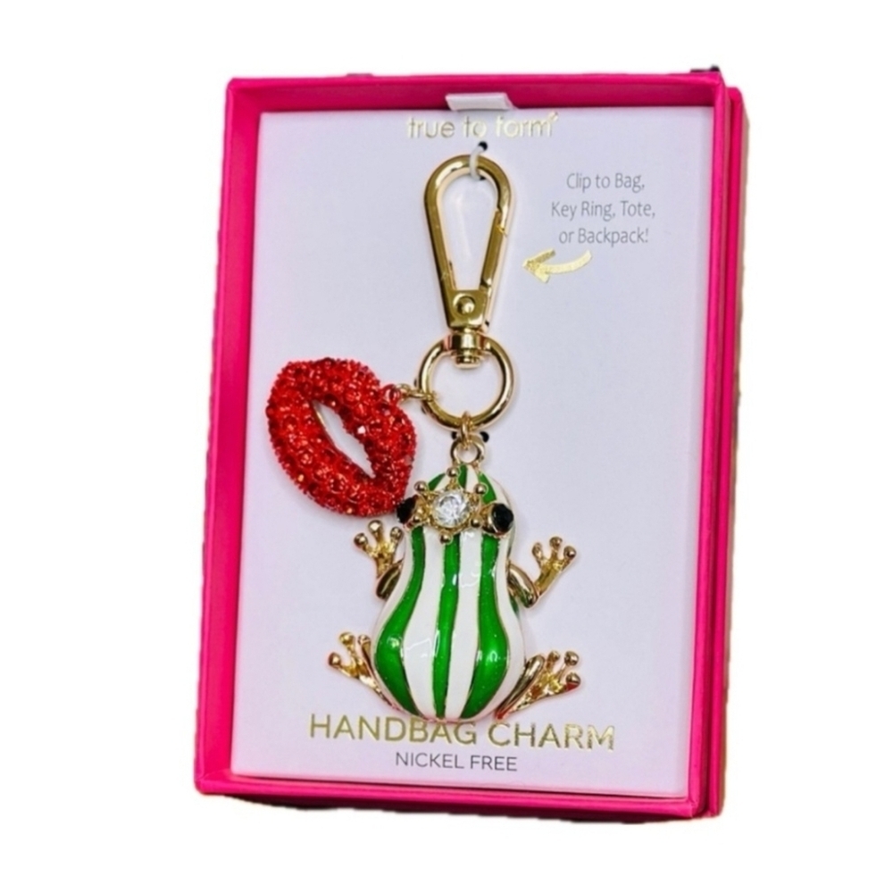 💚▪️True To form ▪️Green and Red Lips Princess Frog Key Holder Bag Charm